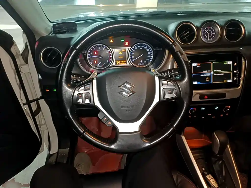Suzuki Vitara 2018 2016 1.4T Auto 2WD Luxury Model