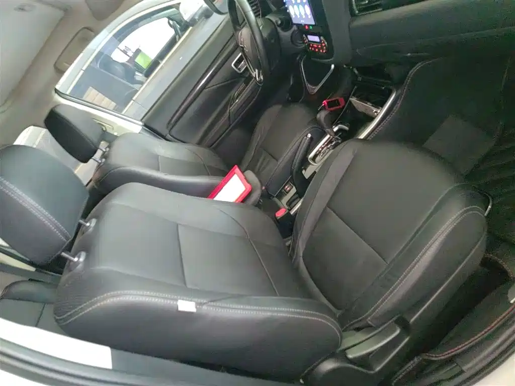 Mitsubishi Outlander 2018 2.0L 2WD Glory Edition 5-seater фото 25