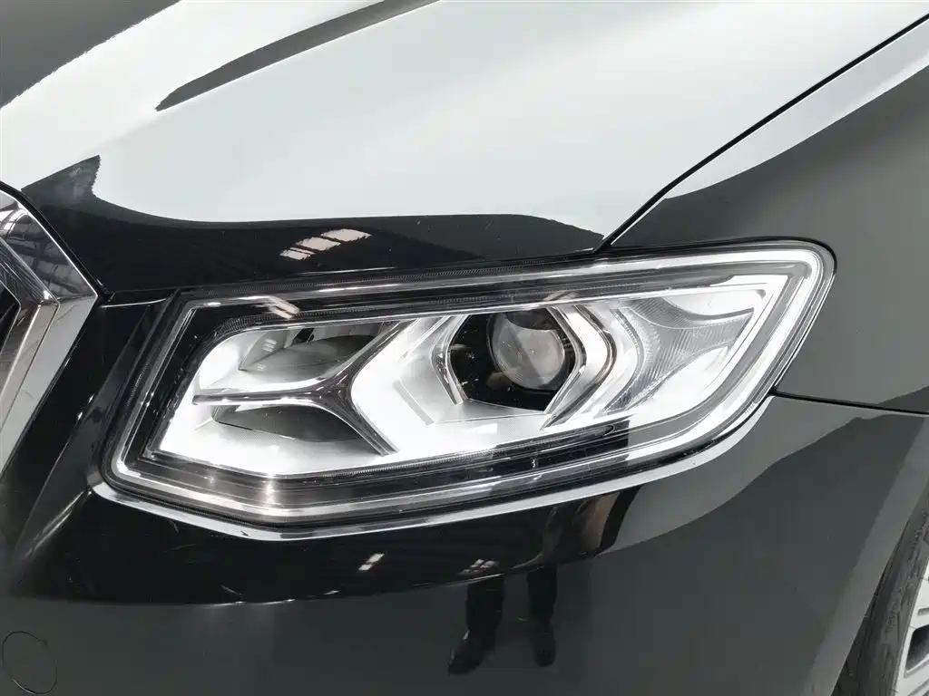 Hongqi H7 2019 1.8T Comfort Edition фото 6