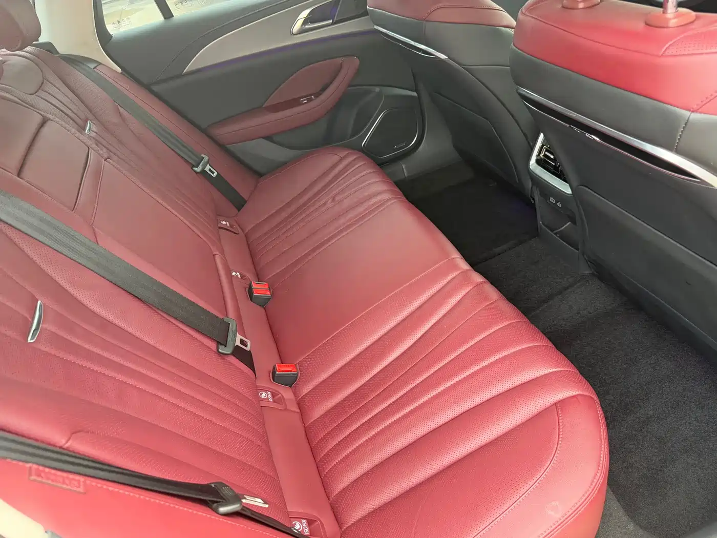 Hongqi H5 2023 2.0T Auto Smart Connect Flag Comfort фото 11