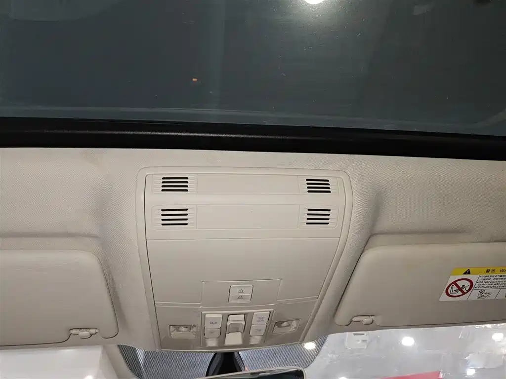 Volkswagen Weilan 2017 380TSI 2WD Freeway Edition фото 12