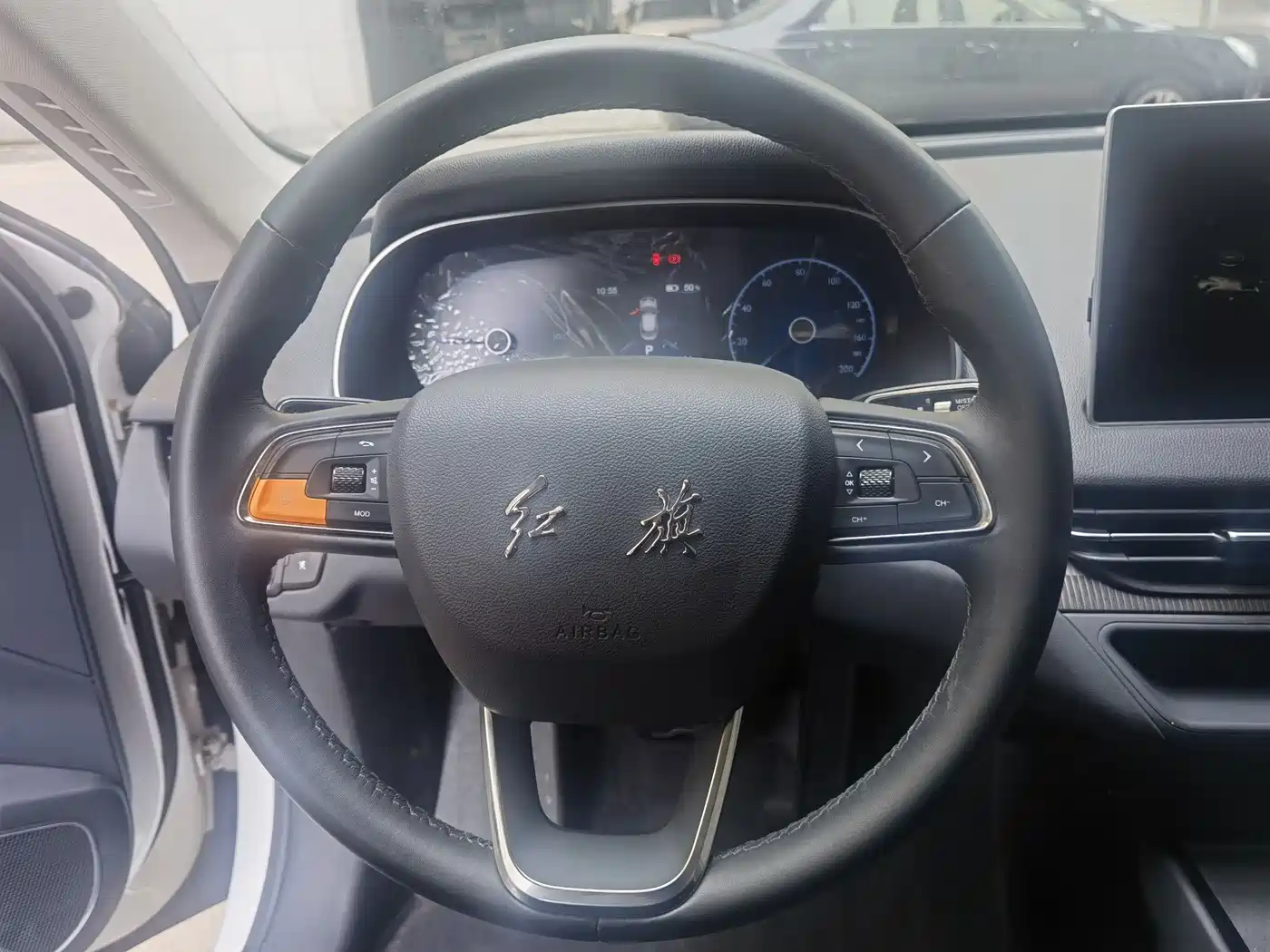 Hongqi E-QM5 2021 Ride-hailing Charging Basic Edition 4-seater фото 10