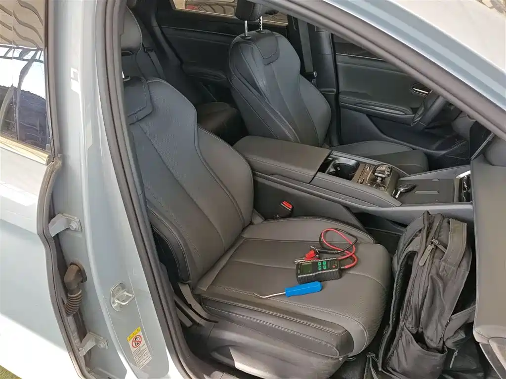 BYD Qin L 2024 DM-i 80KM Leading Edition фото 20