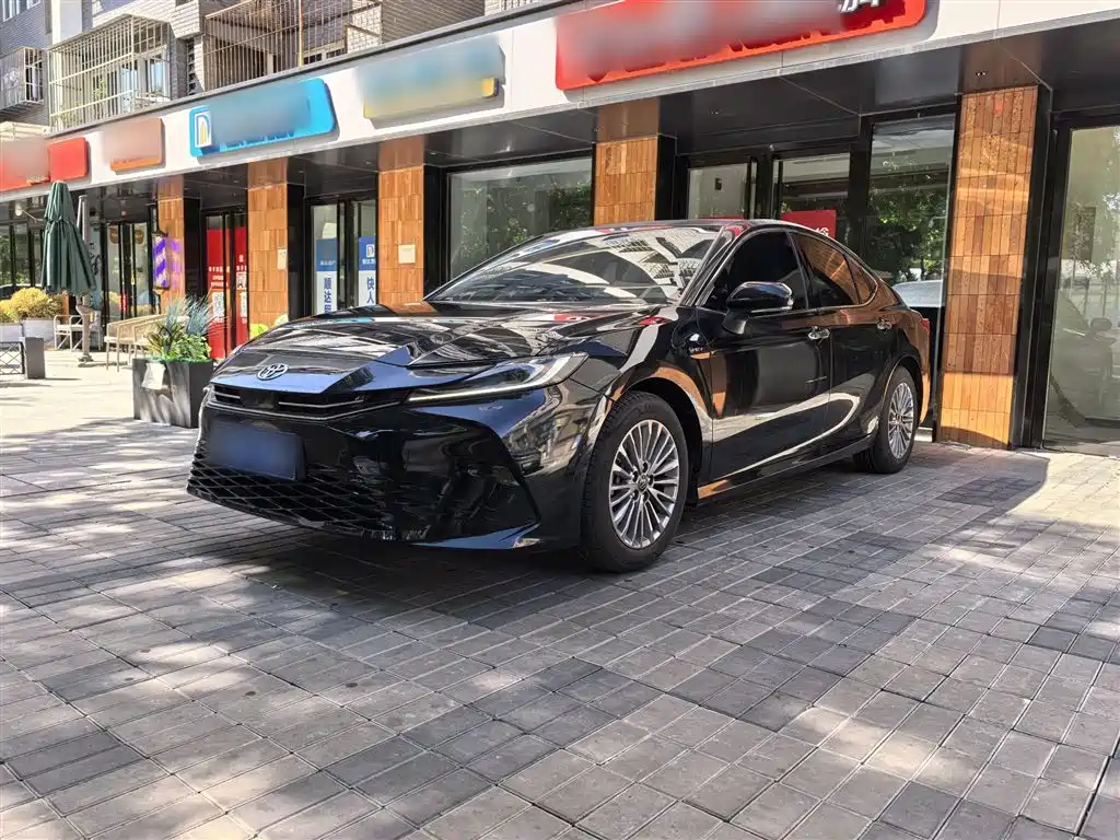 Toyota Camry 2024 Hybrid 2.0HGVP Luxury Edition