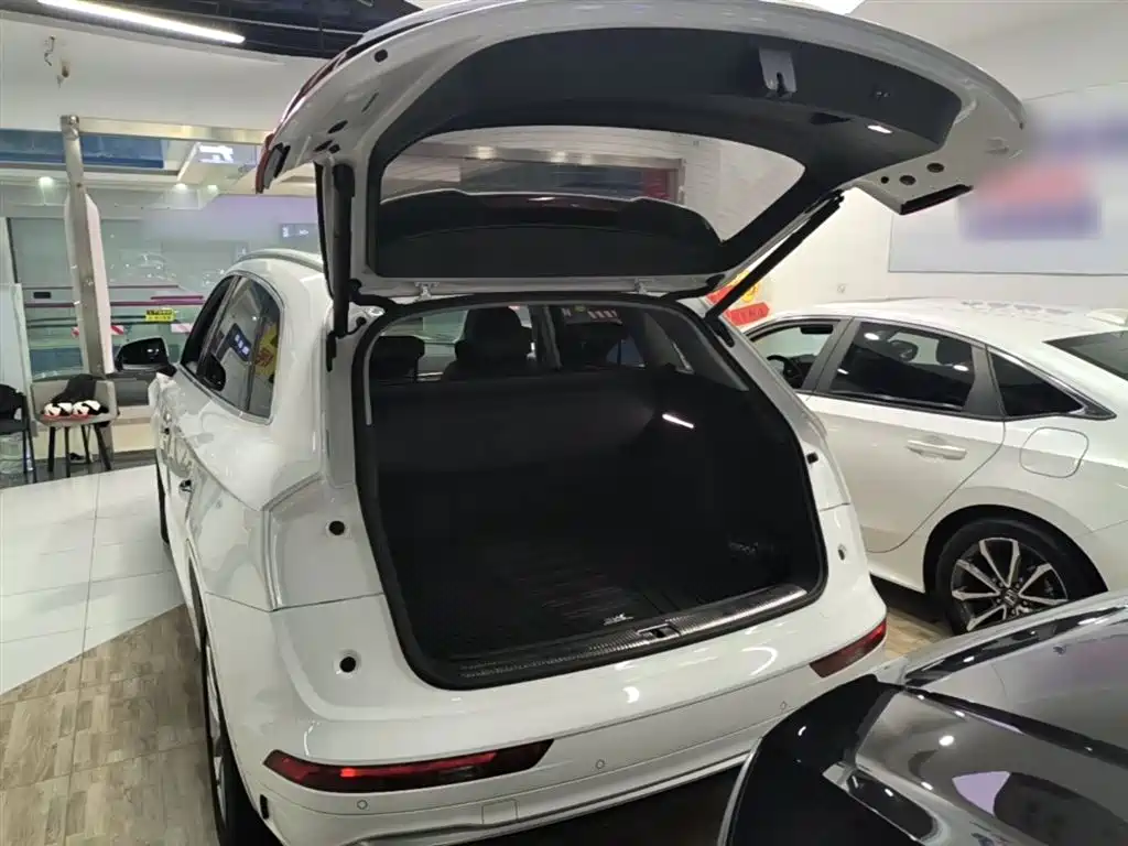 Audi Q5L 2022 40T Luxury Dynamic фото 19