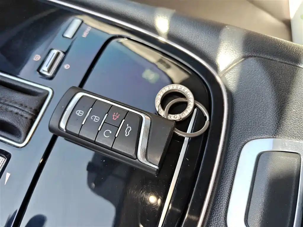 GAC Trumpchi Trumpchi GS5 2019 270T Automatic Elite фото 9