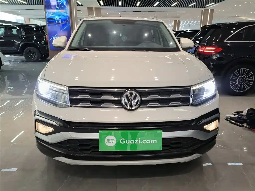 Volkswagen T-Cross 2019 1.5L Automatic Comfort Edition фото 3