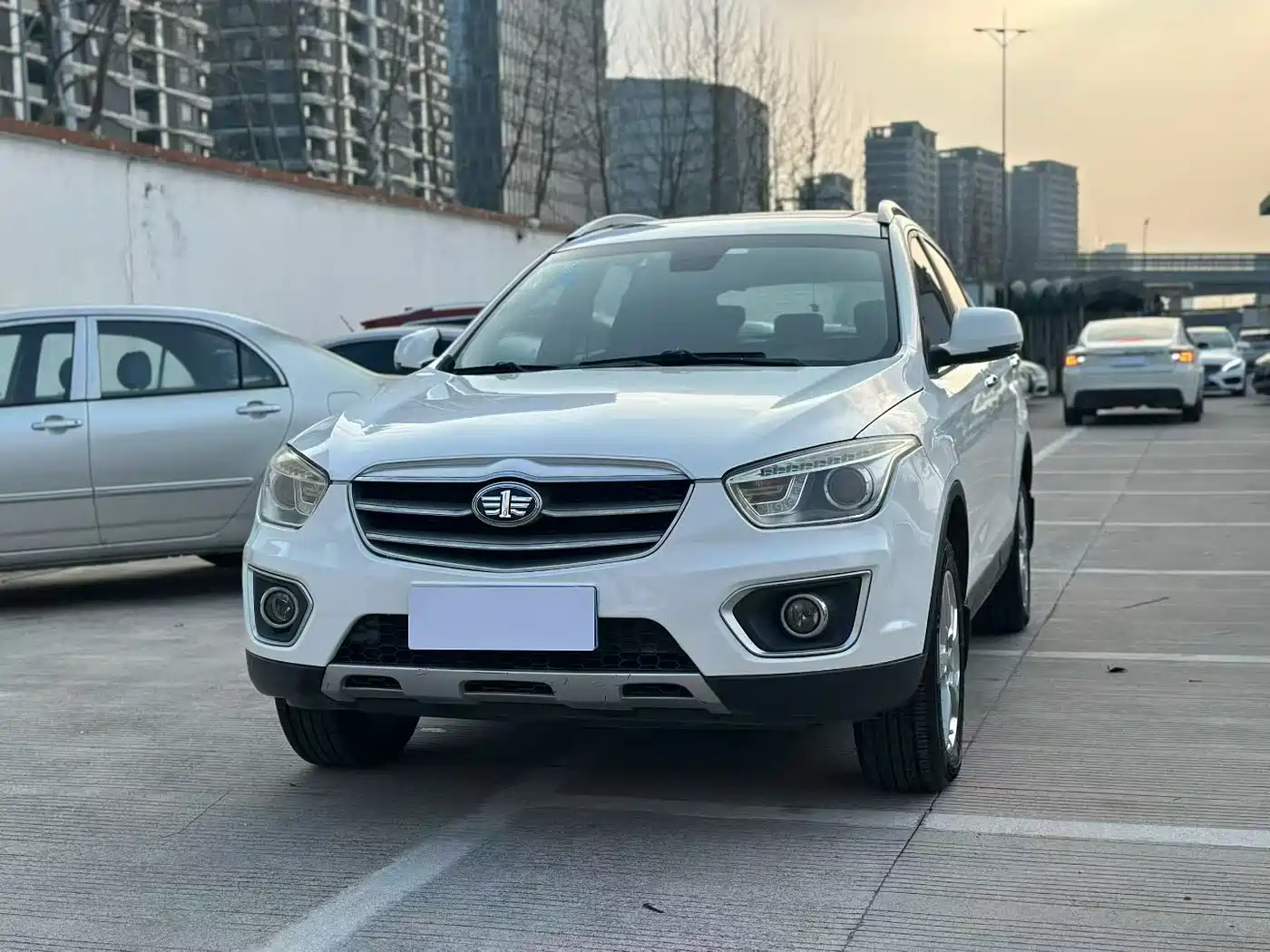 Besturn X80 2014 2015 2.0L Automatic Comfort