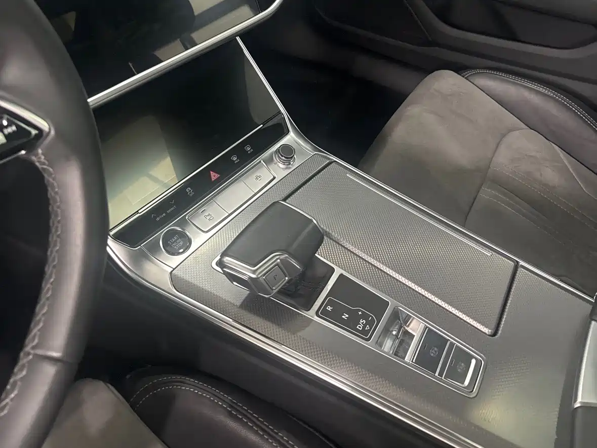 Audi A6L 2024 45 TFSI Premium Dynamic фото 12