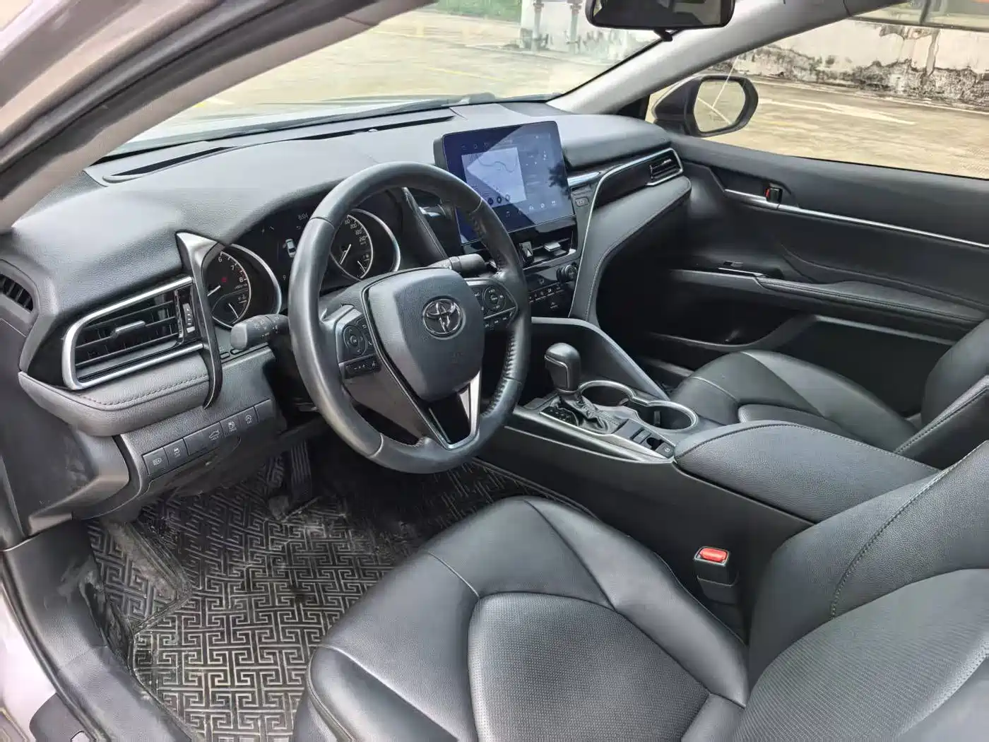 Toyota Camry 2023 2.0G Luxury Edition фото 4