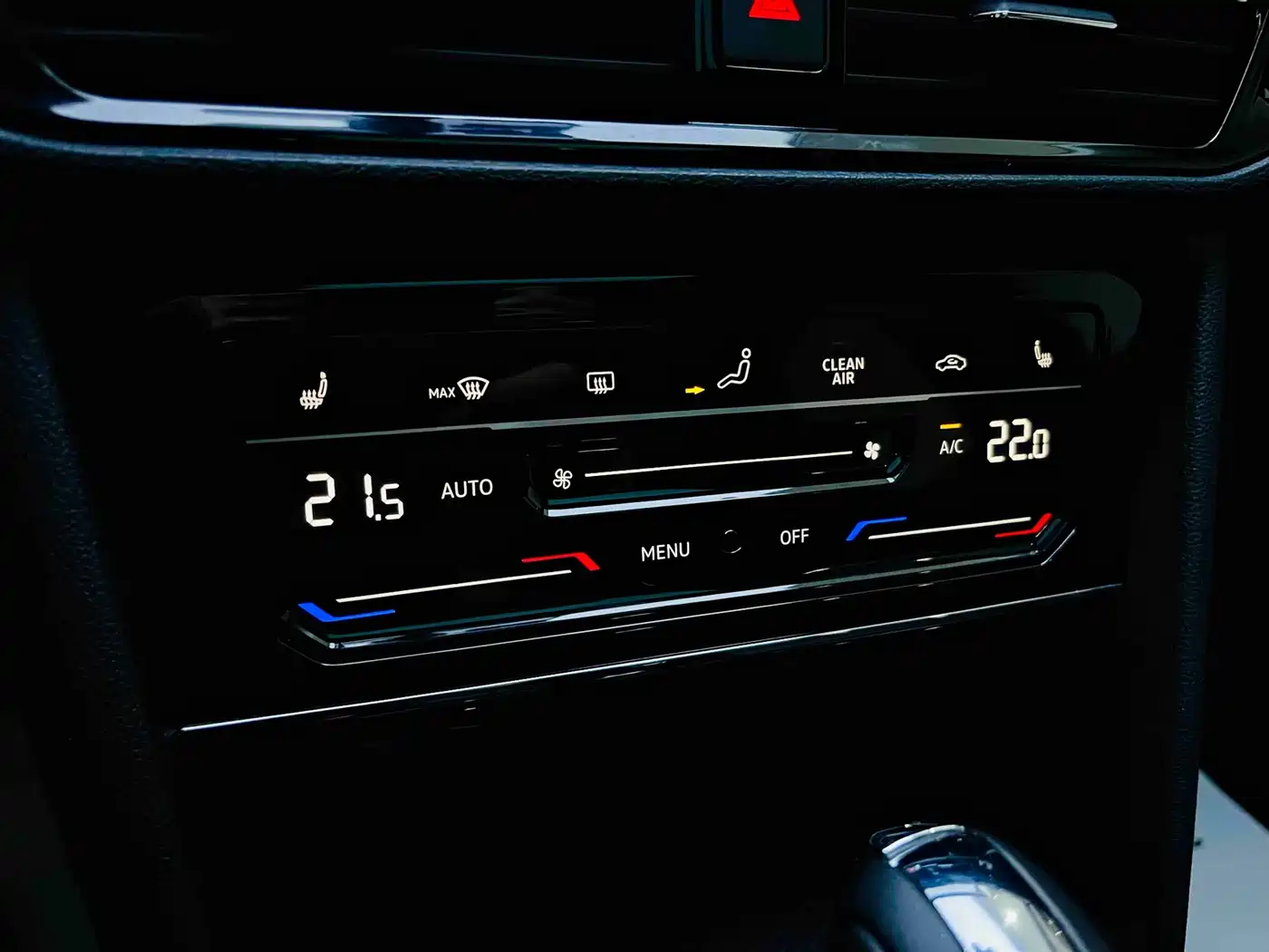 Volkswagen Tharu 2021 280TSI 2WD Luxury Plus фото 17