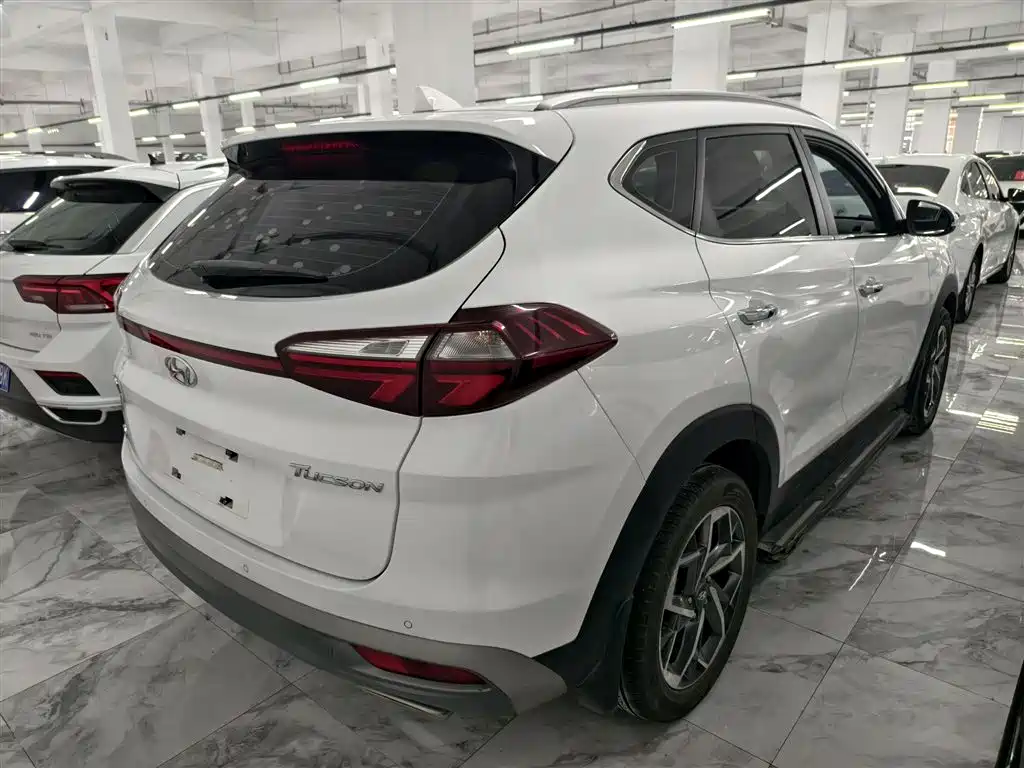 Hyundai Tucson 2020 280TGDi 2WD GLS Smart Connect Edition China VI фото 5