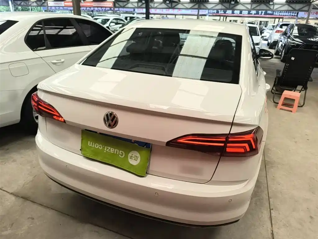 Volkswagen Bora 2019 Facelift 1.5L Automatic Comfort China V фото 6