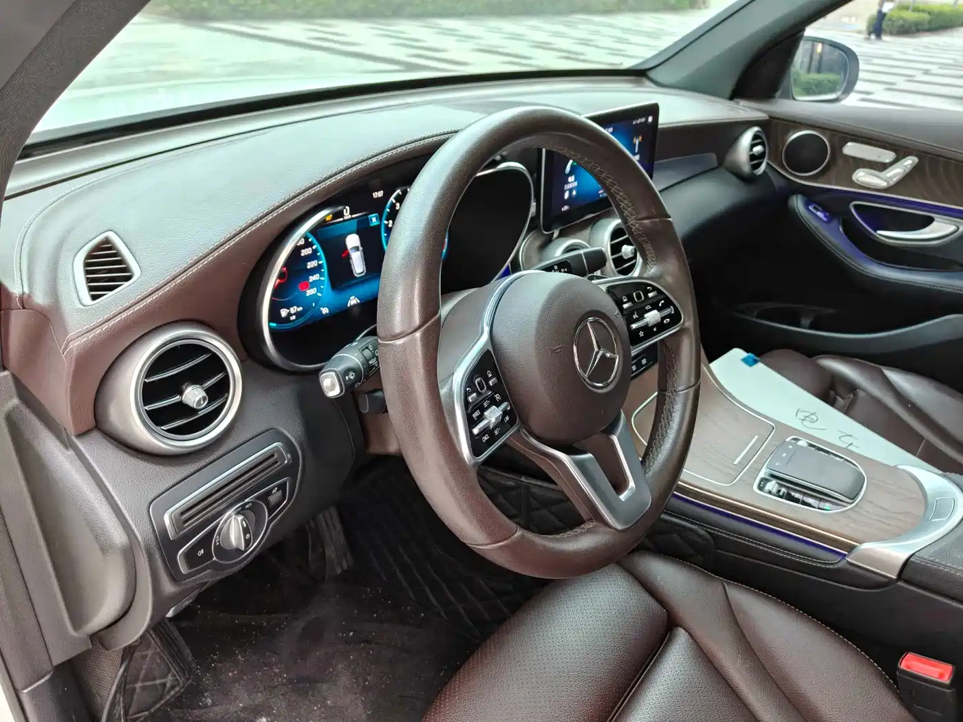 Mercedes-Benz GLC 2020 Facelift GLC 300 L 4MATIC Dynamic фото 8
