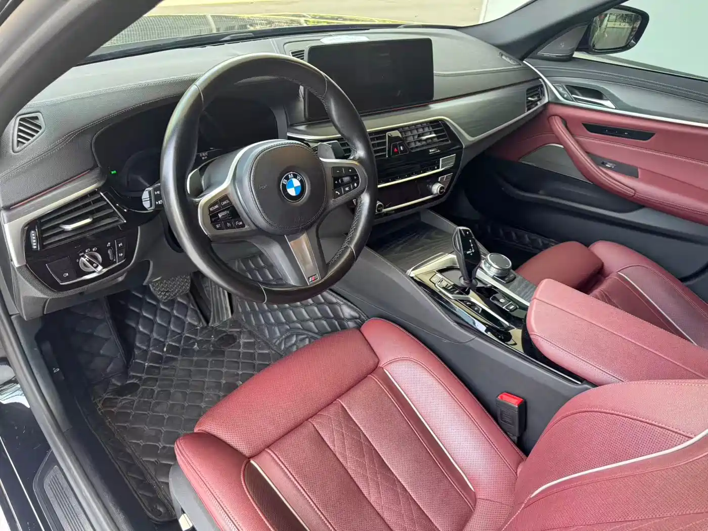 BMW 5 Series 2022 530Li Exclusive M Sport Package фото 10