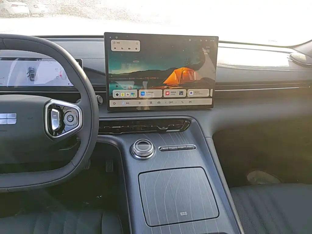 Geely Galaxy Galaxy E5 2026 2026 530km Voyager Edition