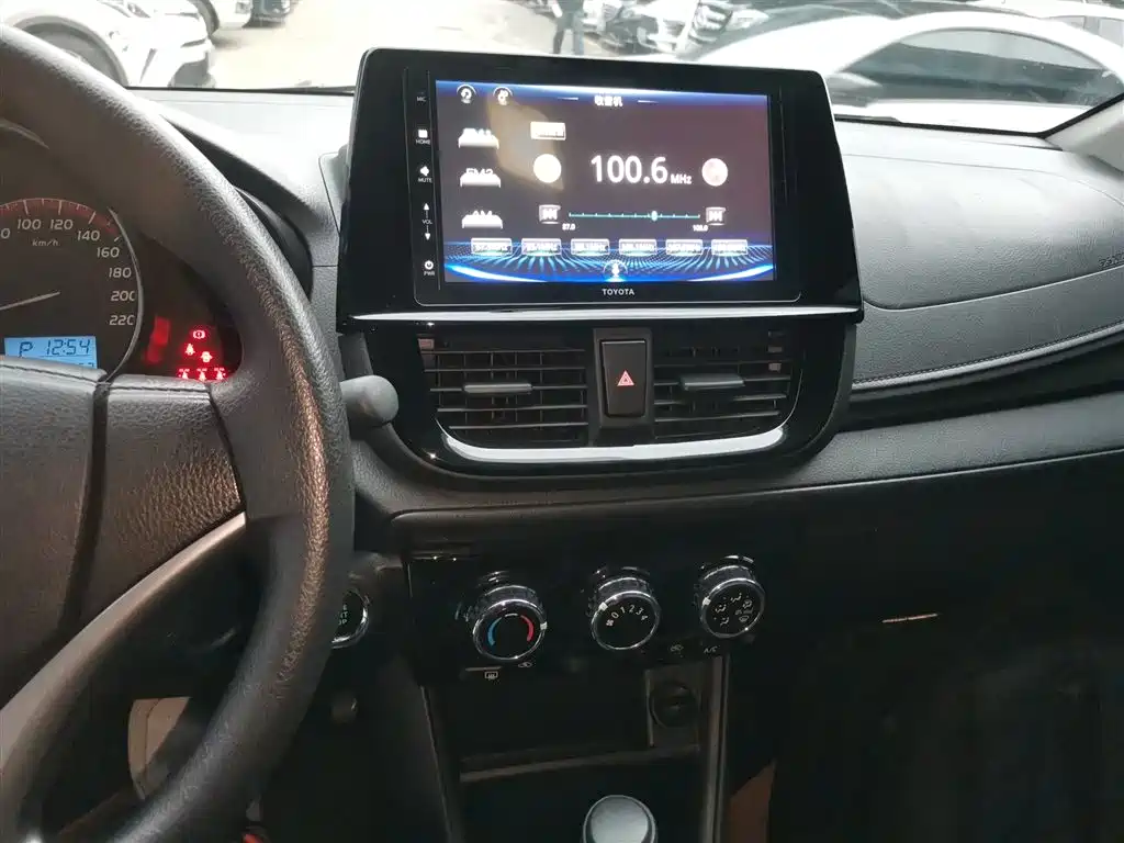Toyota Vios 2022 1.5L 20th Anniversary Edition фото 13