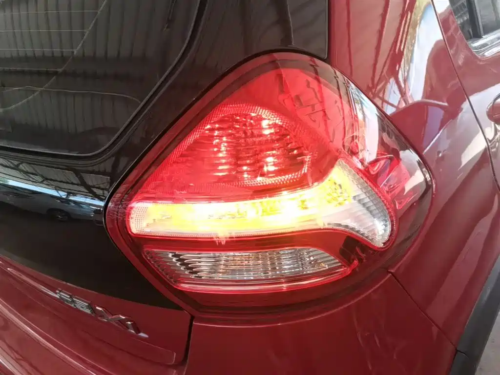 Geely Yuanjing X1 2018 2017 1.3L Auto Player Edition