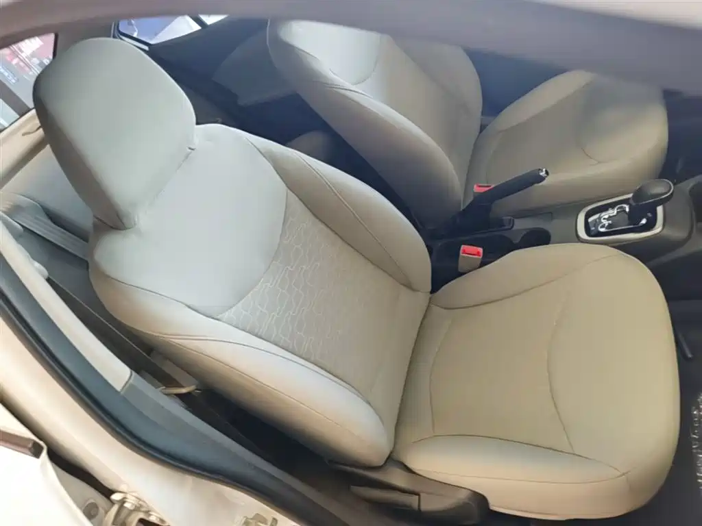 Chevrolet Sail 2018 Sail 3 1.3L AMT Ideal фото 25