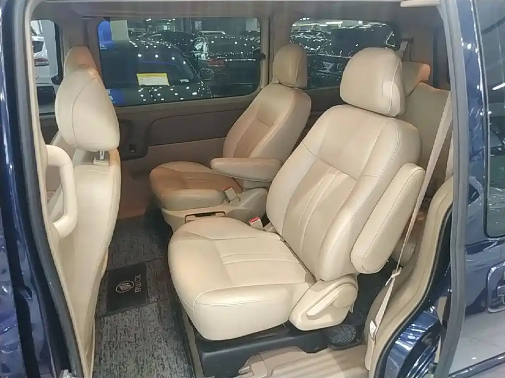 Buick GL8 2014 2.4L Classic Edition фото 17
