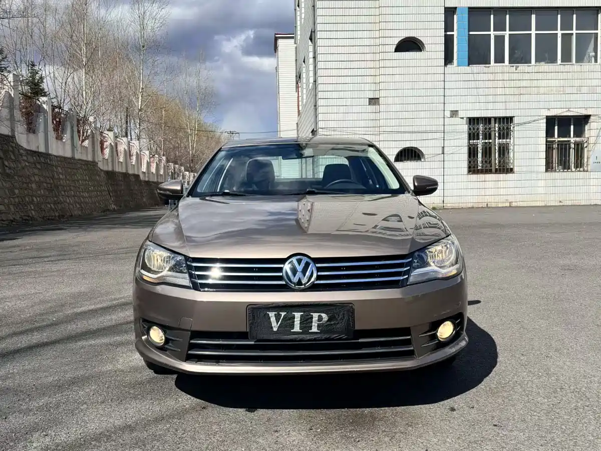 Volkswagen Bora 2015 Quality Edition 1.6L Automatic Comfort фото 2