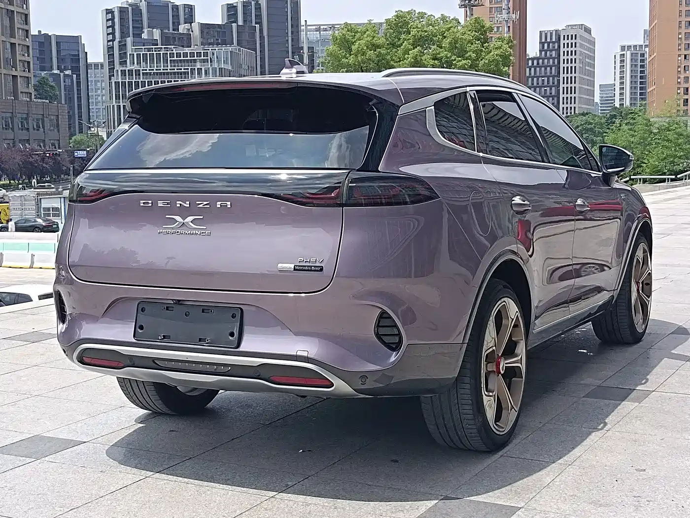 Denza X 2020 Model PHEV Flagship Edition фото 8
