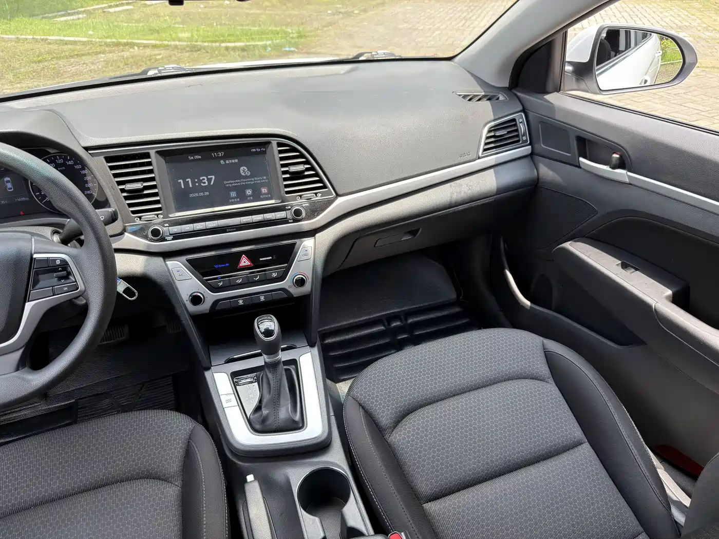 Hyundai Elantra 2016 Model 1.6L Automatic Smart Elite фото 8