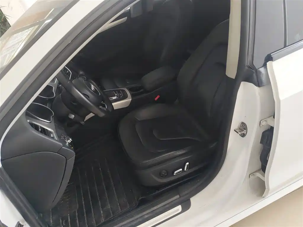 Audi A5 (Import) 2013 Sportback 40 TFSI фото 15