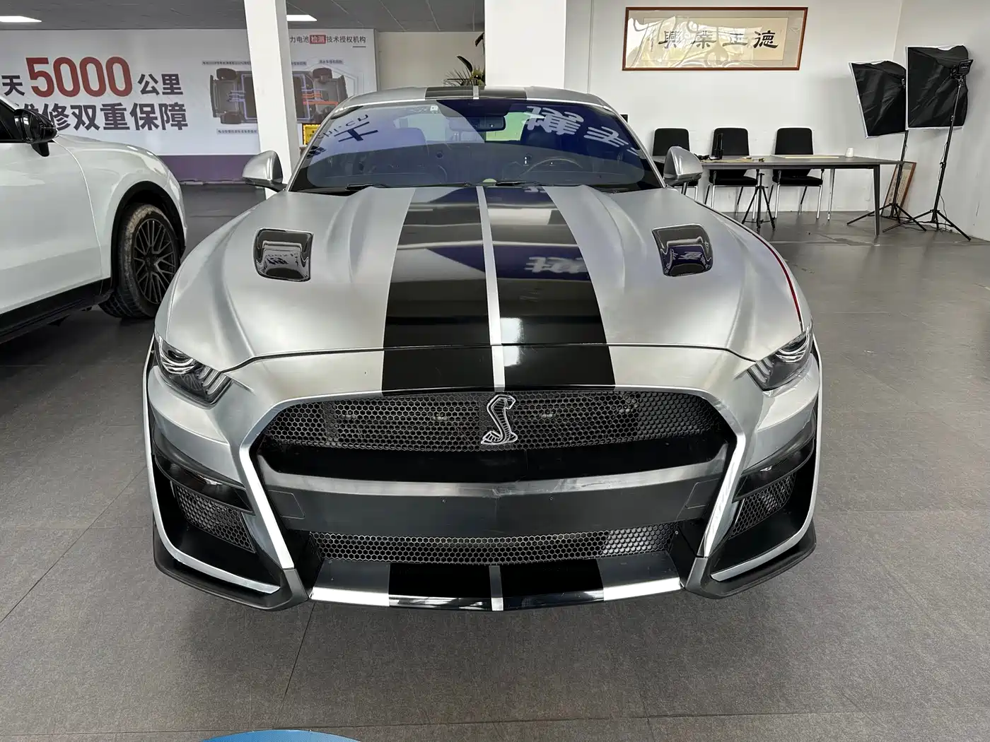 Ford Mustang 2015 2.3T 50th Anniversary Edition фото 2
