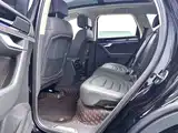 Фото 4 - Volkswagen Touareg
