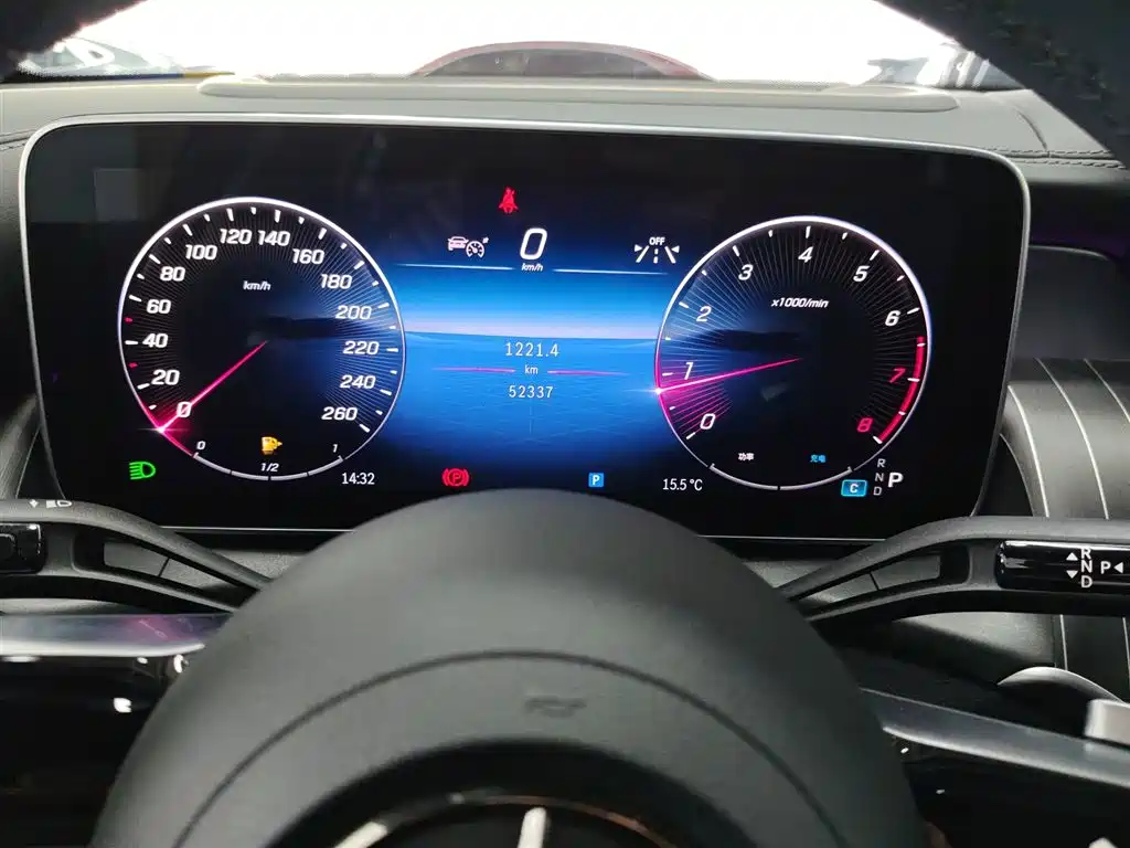 Mercedes-Benz GLC 2023 GLC 300 L 4MATIC Luxury 5-Seater фото 12