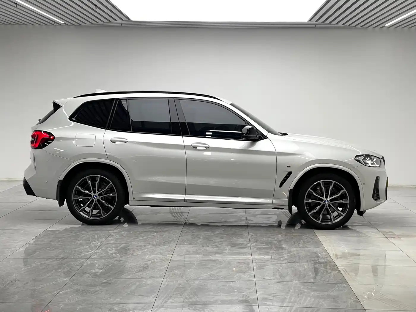 BMW X3 2023 Facelift xDrive30i Leading M Night Package фото 8