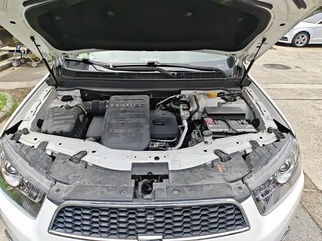 Chevrolet Captiva 2014 2.4L 2WD Urban 7-seater фото 11