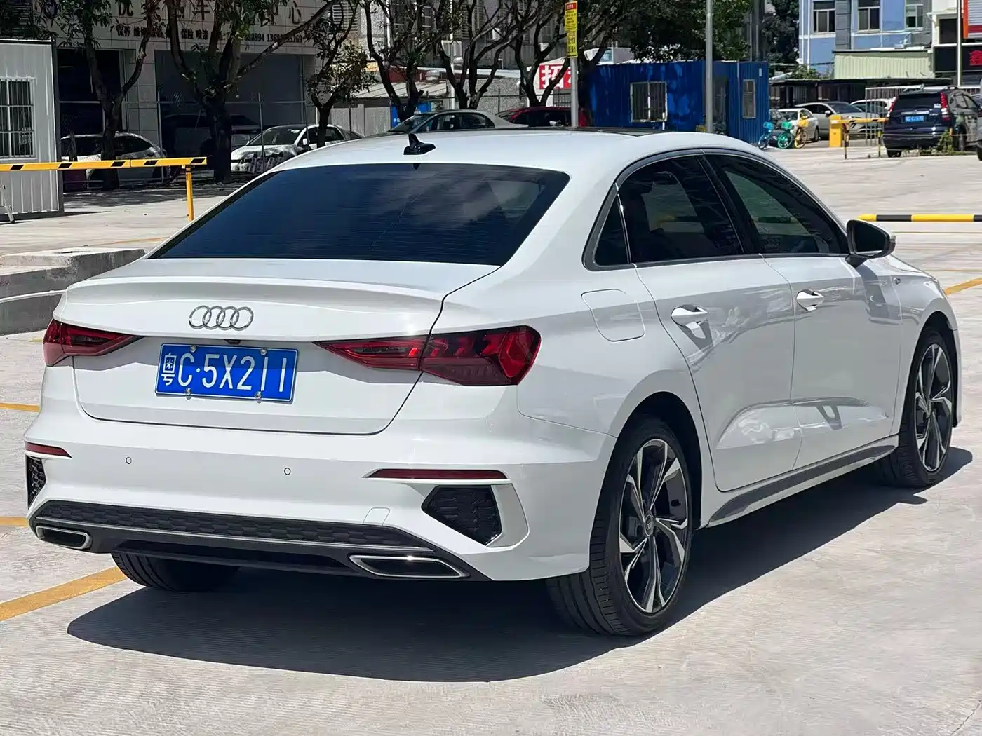 Audi A3 2022 A3L Limousine 35 TFSI Luxury Sport фото 13