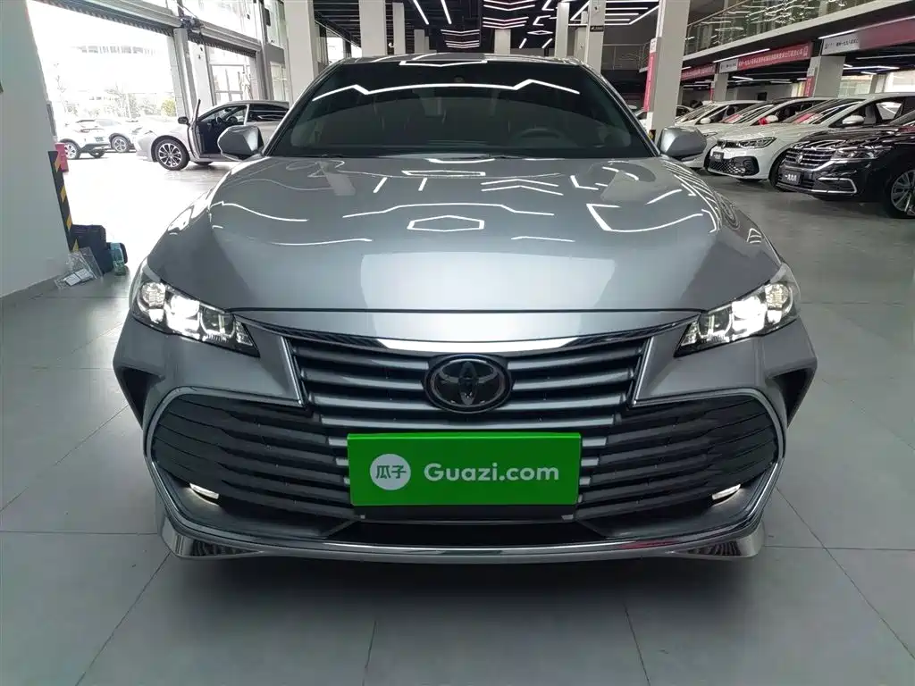 Toyota Avalon 2021 2.5L Luxury Edition фото 3