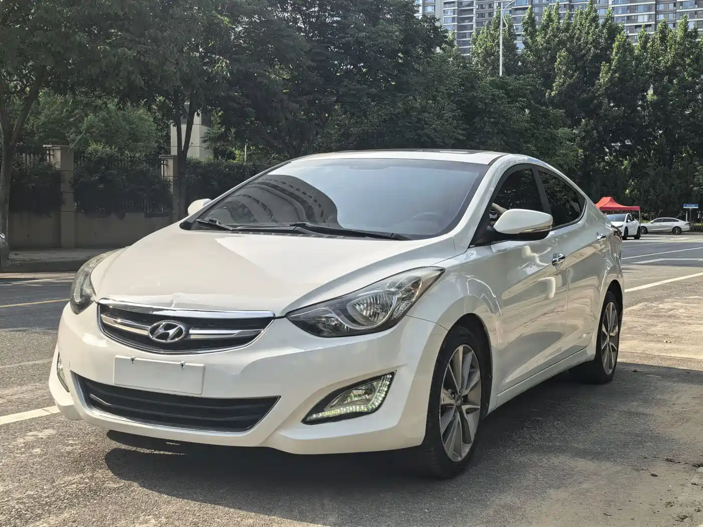 Hyundai Langdong 2015 1.6L Auto Premium