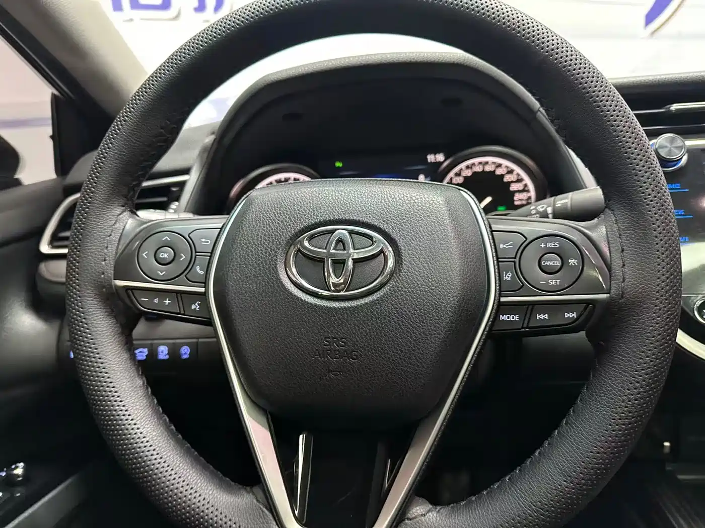 Toyota Camry 2019 Facelift 2.0G Luxury Edition фото 9
