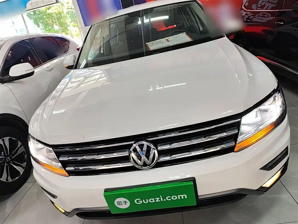 Volkswagen Tiguan L 2018 330TSI Automatic 2WD Comfort Edition фото 3
