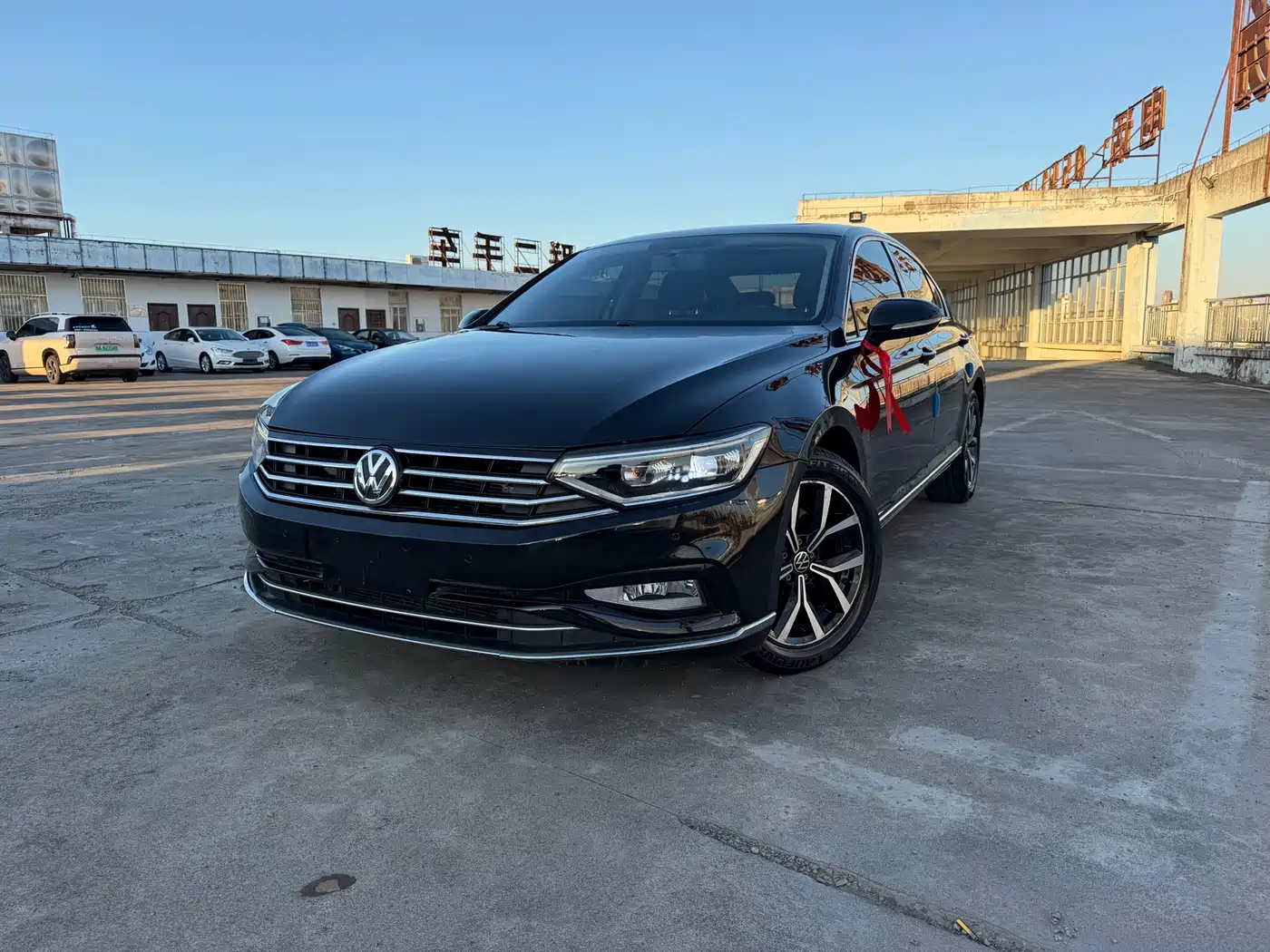 Фото 1 - Volkswagen Magotan