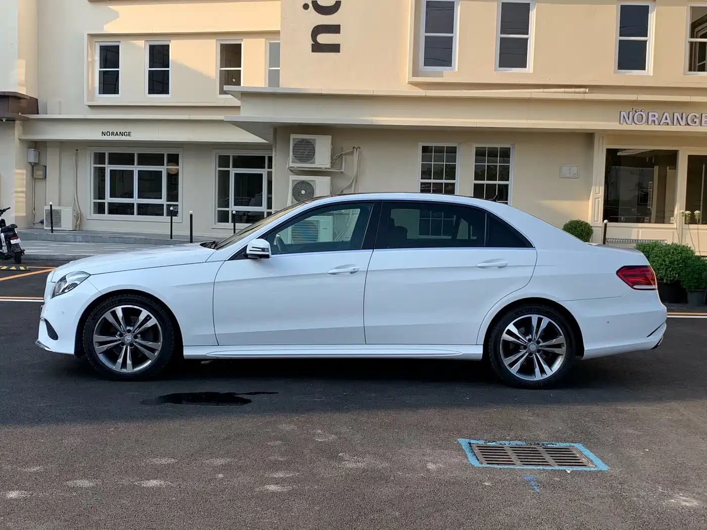 Mercedes-Benz E-Class 2015 Facelift E 260 L Sport фото 7