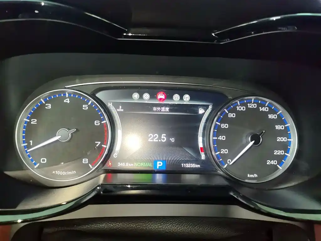 GAC Trumpchi Trumpchi GS8 2017 320T 2WD Luxury Smart Connect (7-seater) фото 4