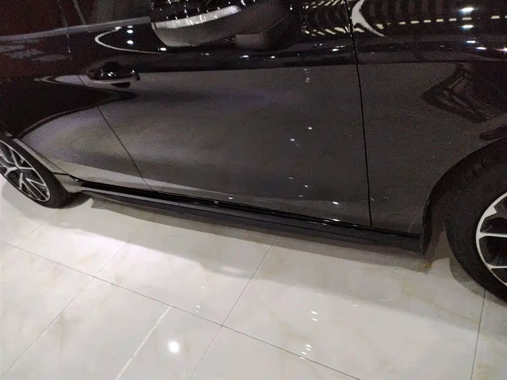 Lynk & Co 03 2021 2.0TD Auto Jin Champion Edition фото 21