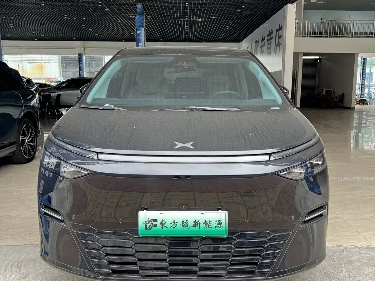 XIAOPENG X9
