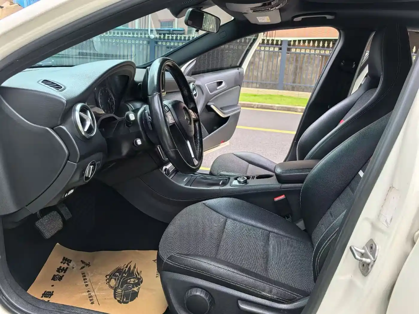 Mercedes-Benz A-Class (Import) 2015 A 180 фото 4