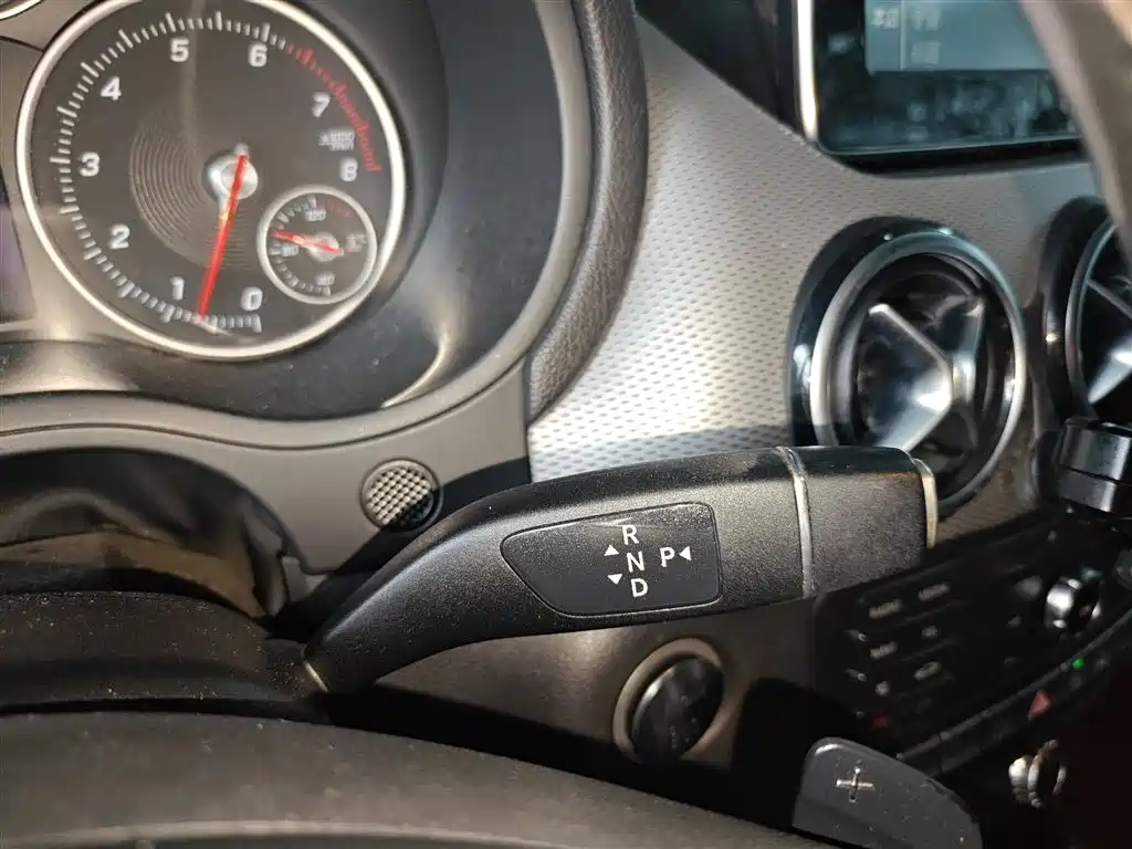 Mercedes-Benz B-Class 2015 B 200 Dynamic фото 10