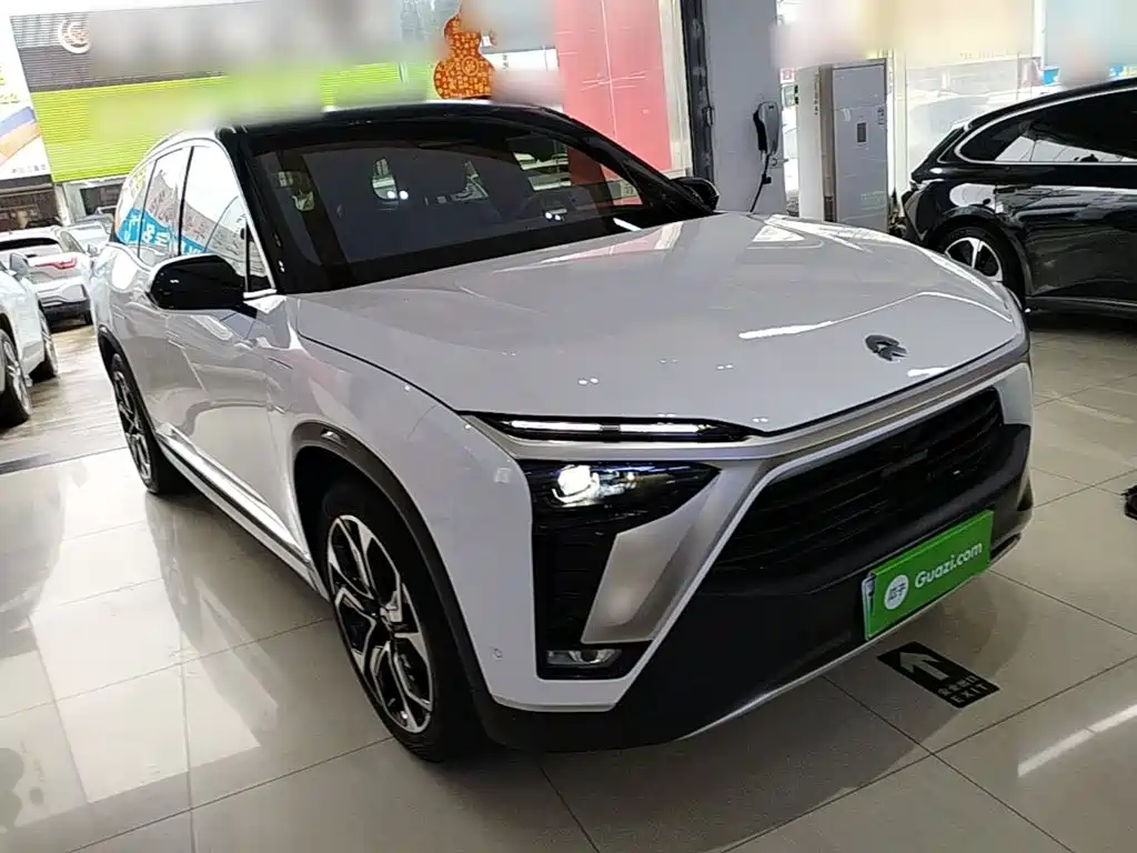 Фото 4 - NIO ES8