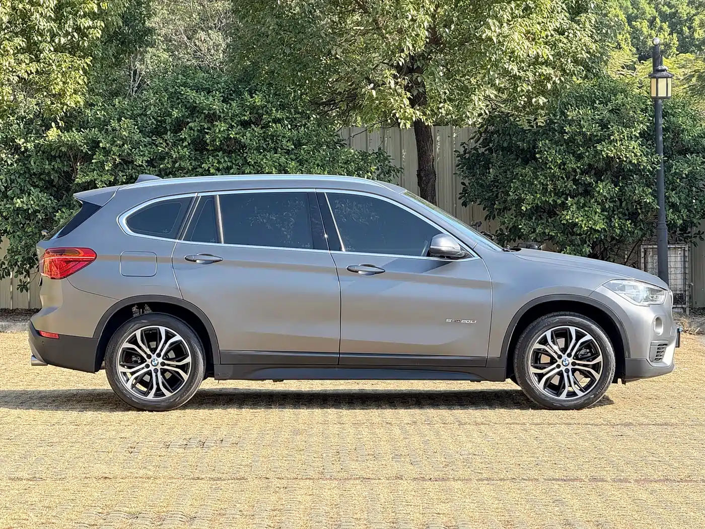 BMW X1 2018 sDrive20Li Leading Model фото 5