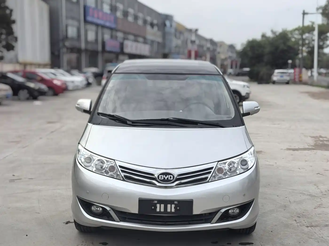 BYD M6 2013 2.4L Manual Premium фото 2