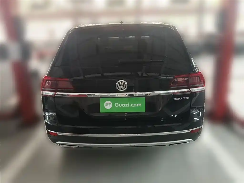 Volkswagen Teramont 2020 380TSI 4WD Luxury Edition China VI фото 10