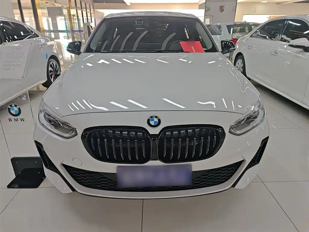 BMW 1-SERIES